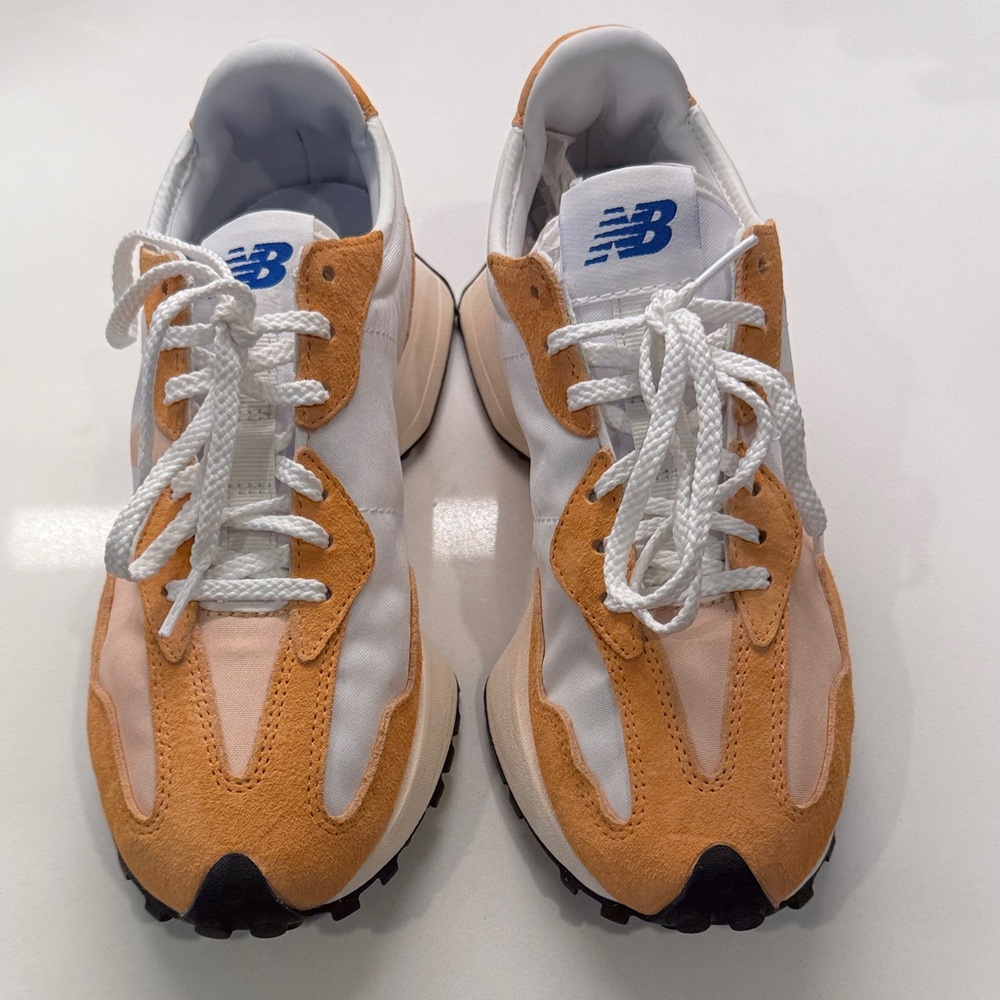 New Balance Women’s 327’s